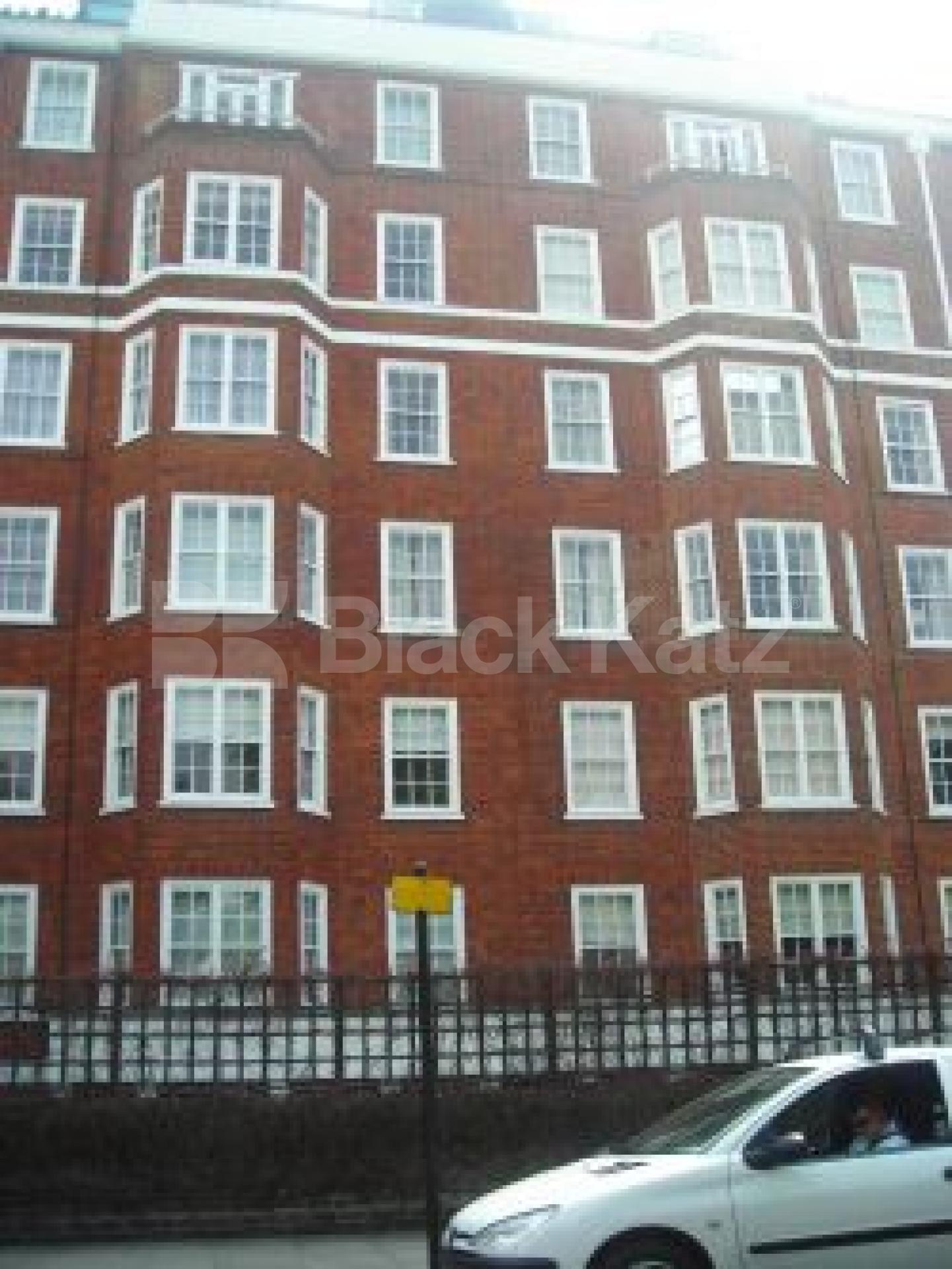 			VIEWINGS ESSENTIAL, 1 Bedroom, 1 bath, 1 reception Flat			 Grove End Road, ST JOHNS WOOD NW8 nw8